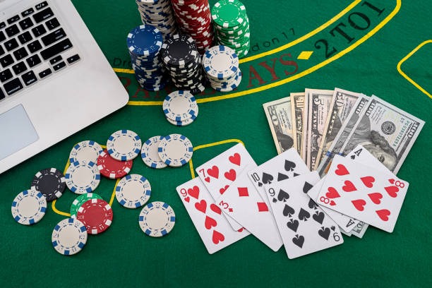 loto4 Watak kutub dan permata